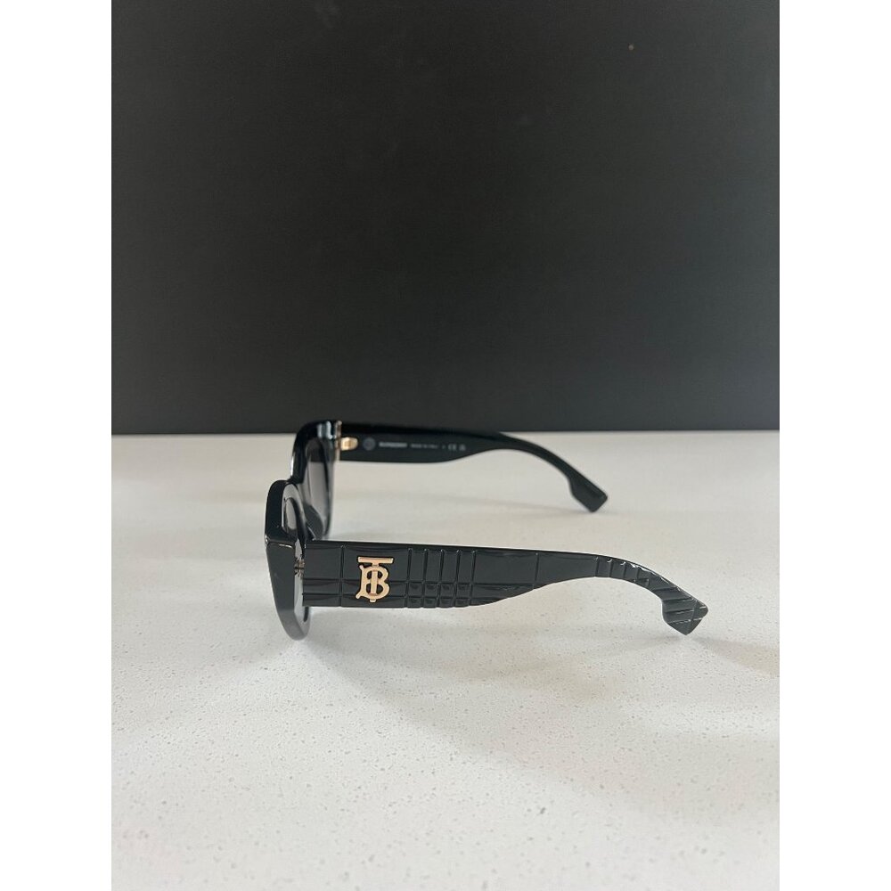 Burberry B4390 Meadow Phantos black Sunglasses, 47mm - Picture 4 of 9